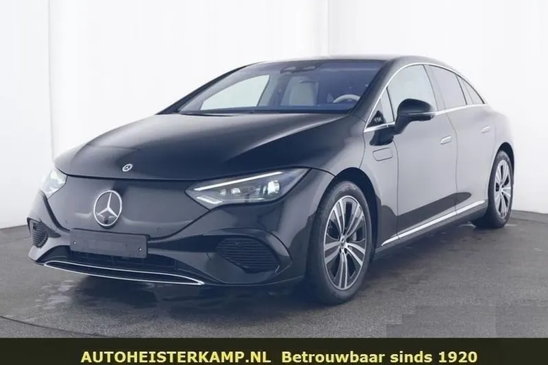Mercedes-Benz EQE (2024)