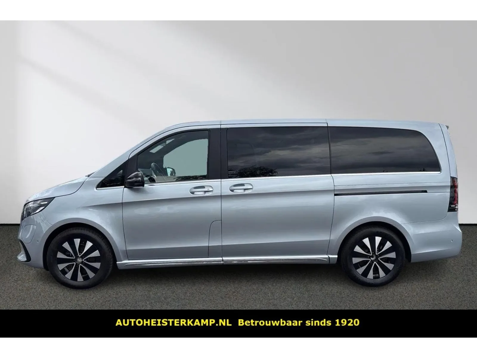 Mercedes-Benz EQV (2025) — foto 1