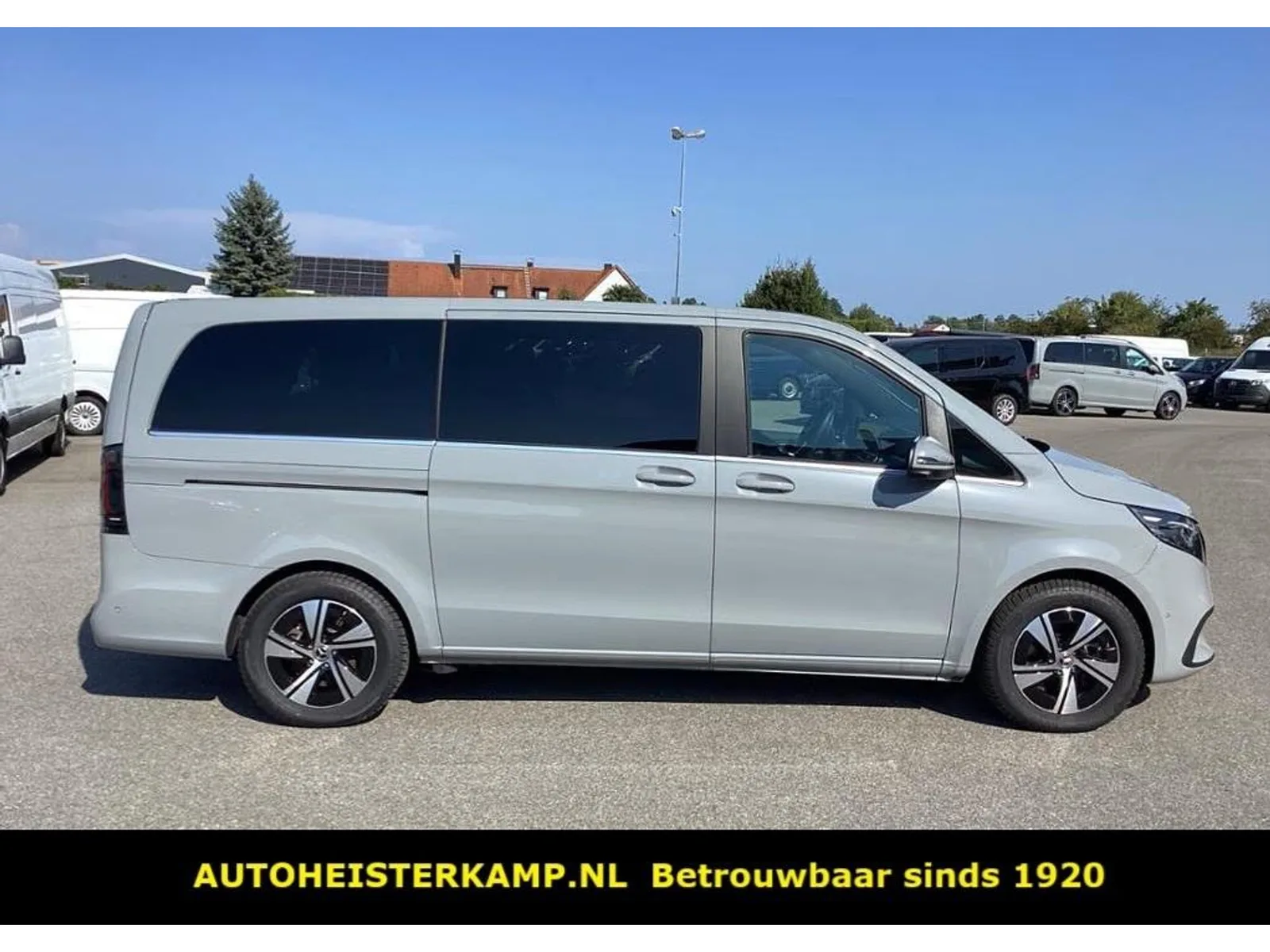 Mercedes-Benz EQV (2025) — foto 1
