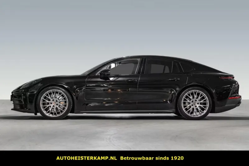 Porsche Panamera (2025)