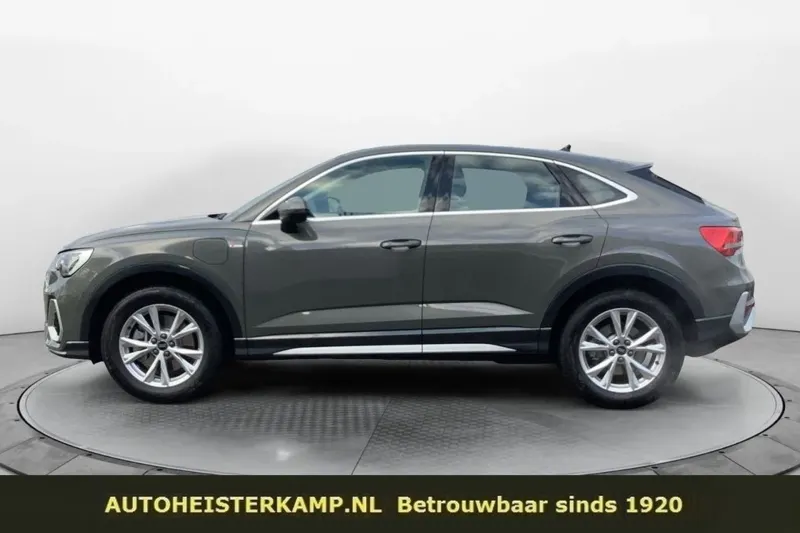 Audi Q3 (2024)