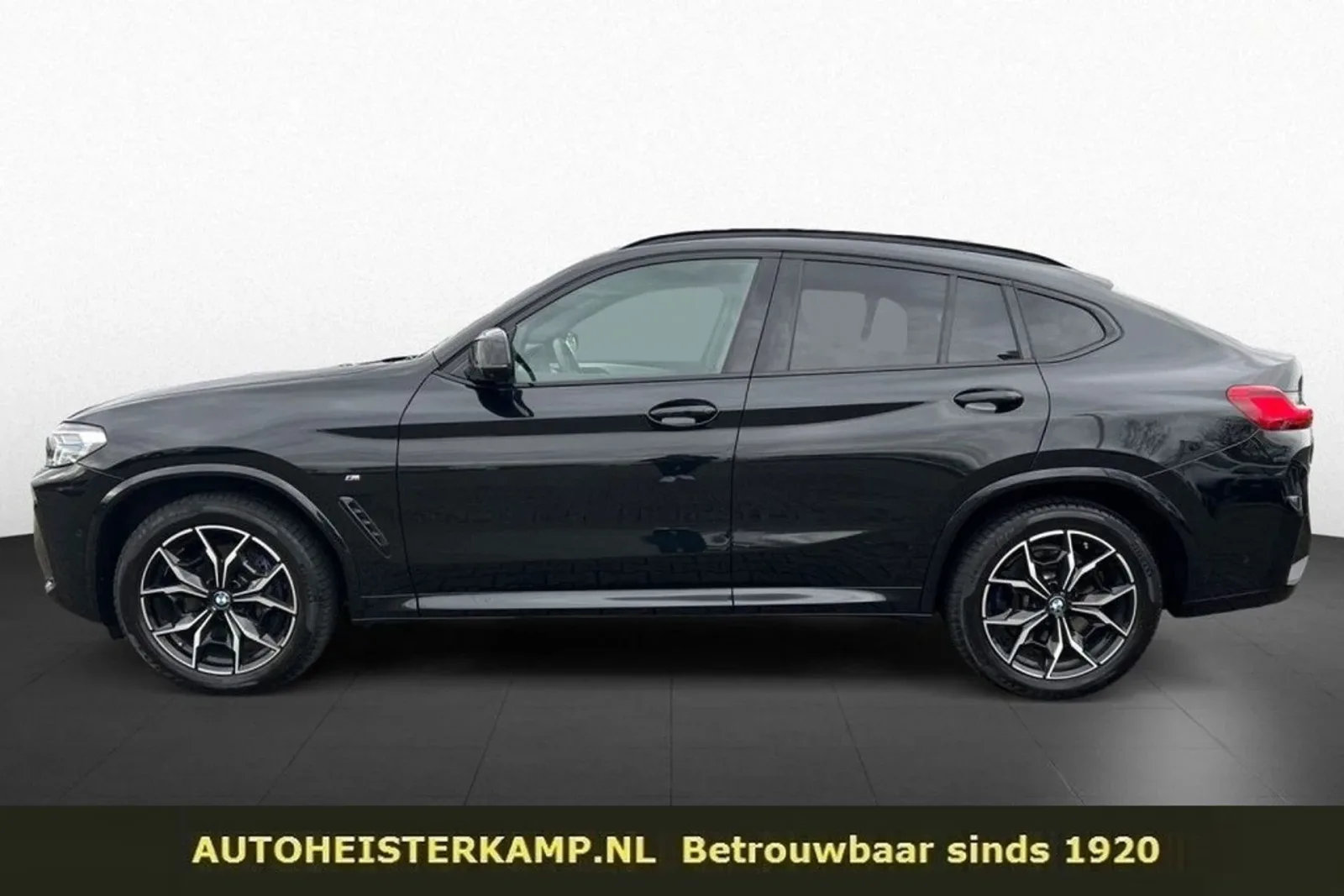 BMW X4 (2024) — foto 1