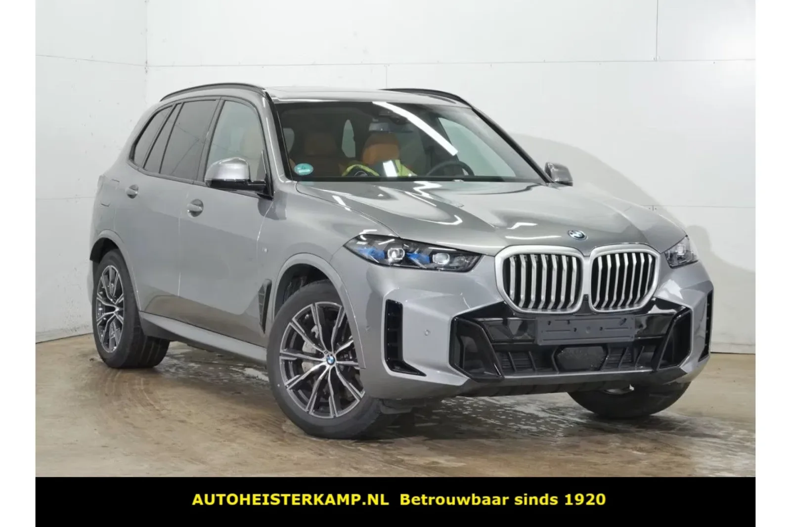 BMW X5 (2023) — foto 1