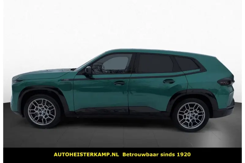 BMW XM (2025)