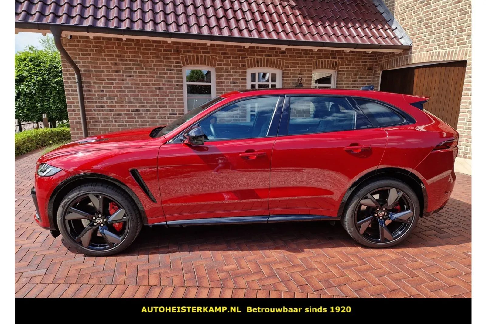 Jaguar F-Pace (2024) — foto 1