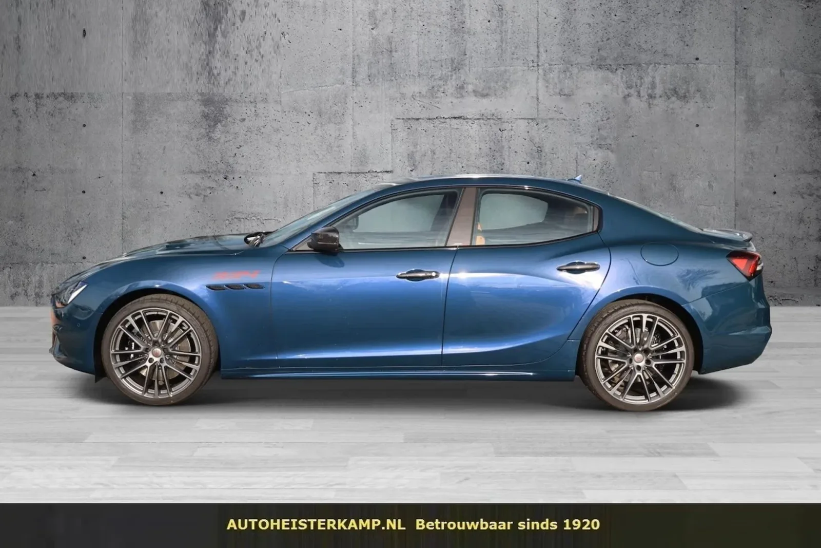 Maserati Ghibli (2024) — foto 1