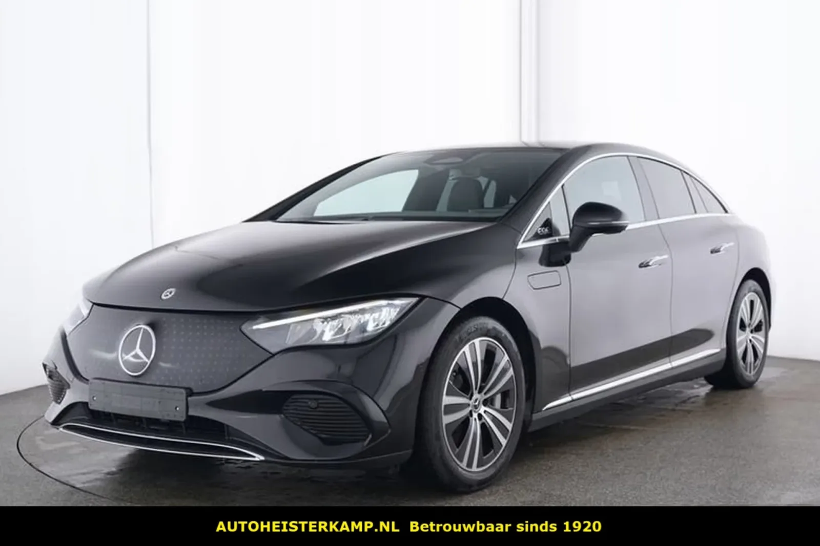 Mercedes-Benz EQE (2024) — foto 1