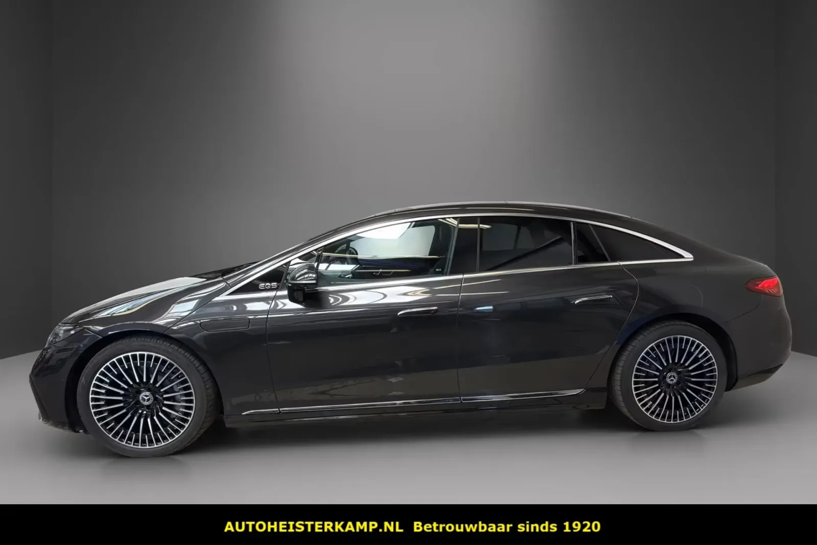 Mercedes-Benz EQS (2024) — foto 1