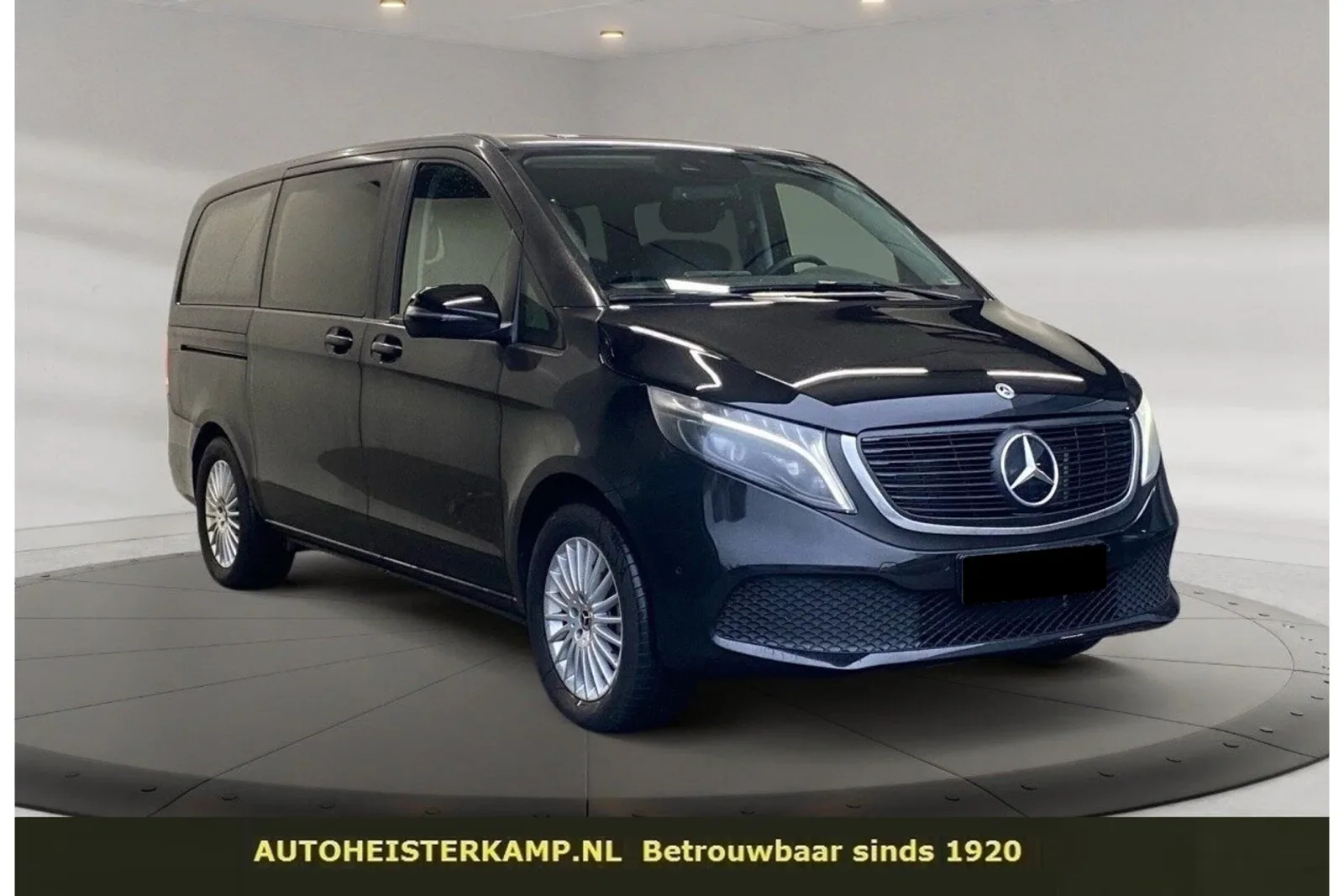 Mercedes-Benz EQV (2020) — foto 1