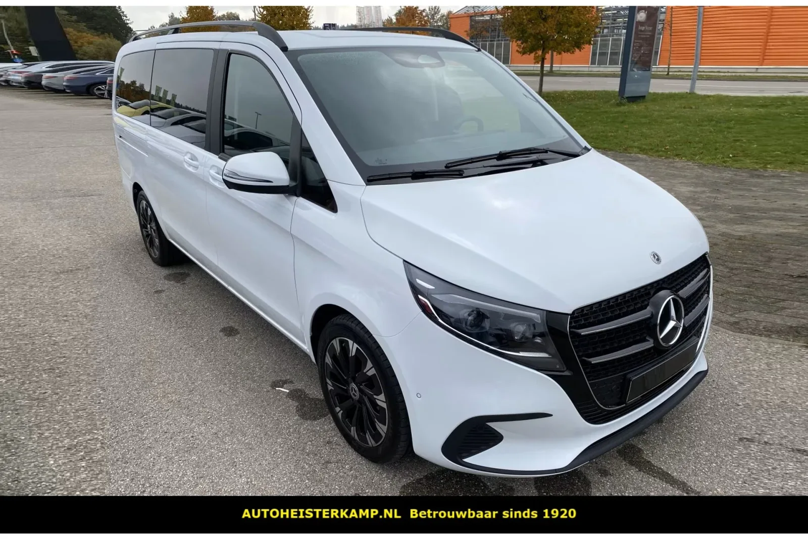 Mercedes-Benz V-Klasse (2025) — foto 1