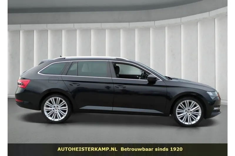 Škoda Superb (2022)
