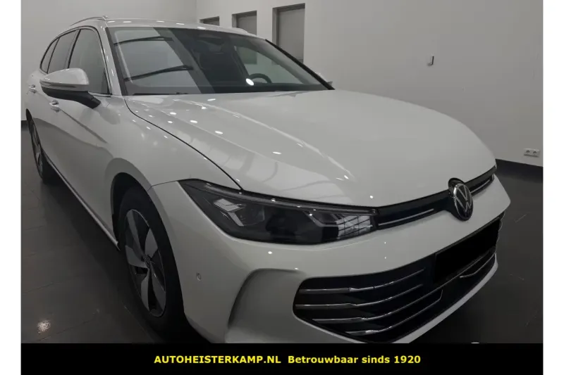 Volkswagen Passat (2025)