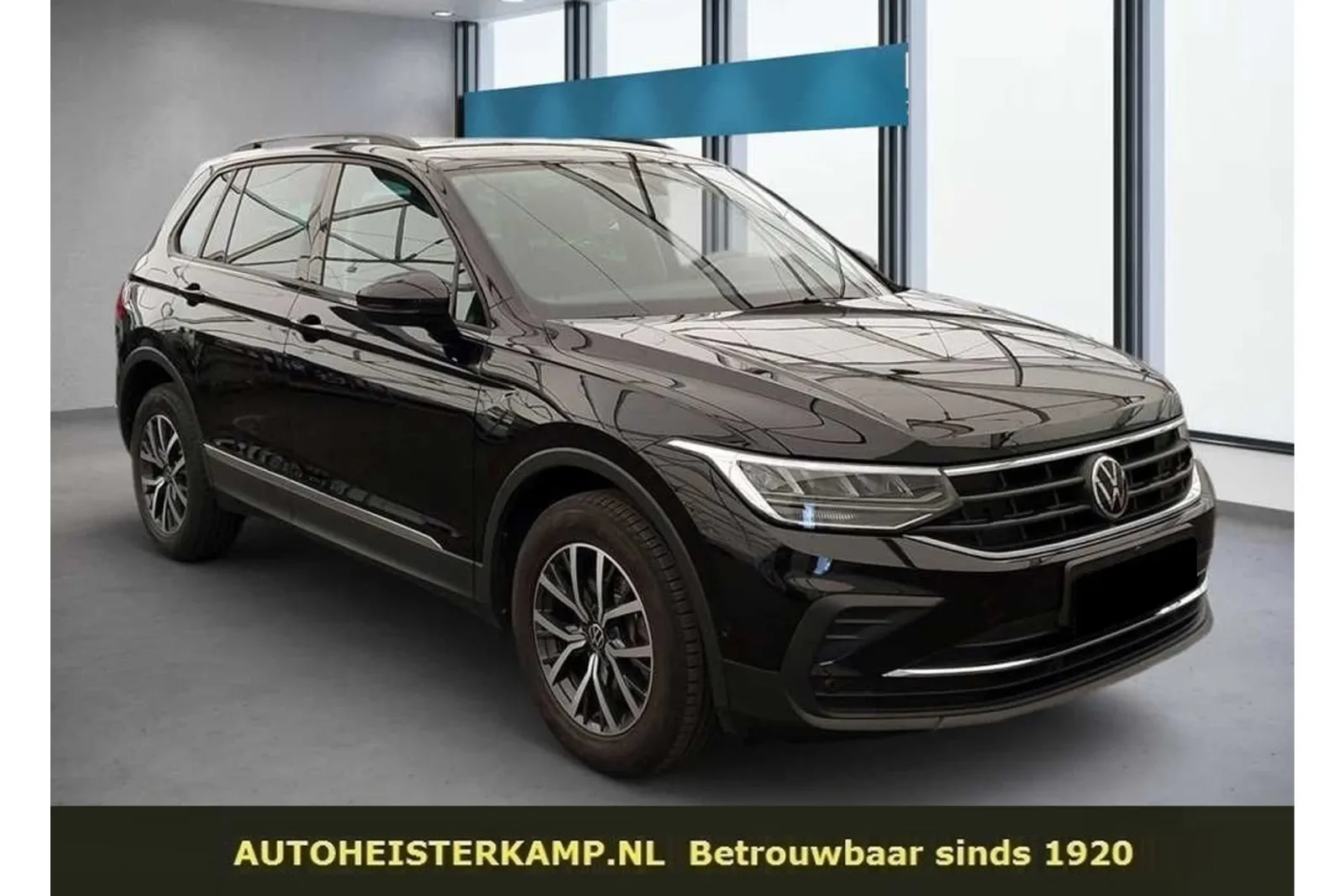 Volkswagen Tiguan (2023) — foto 1
