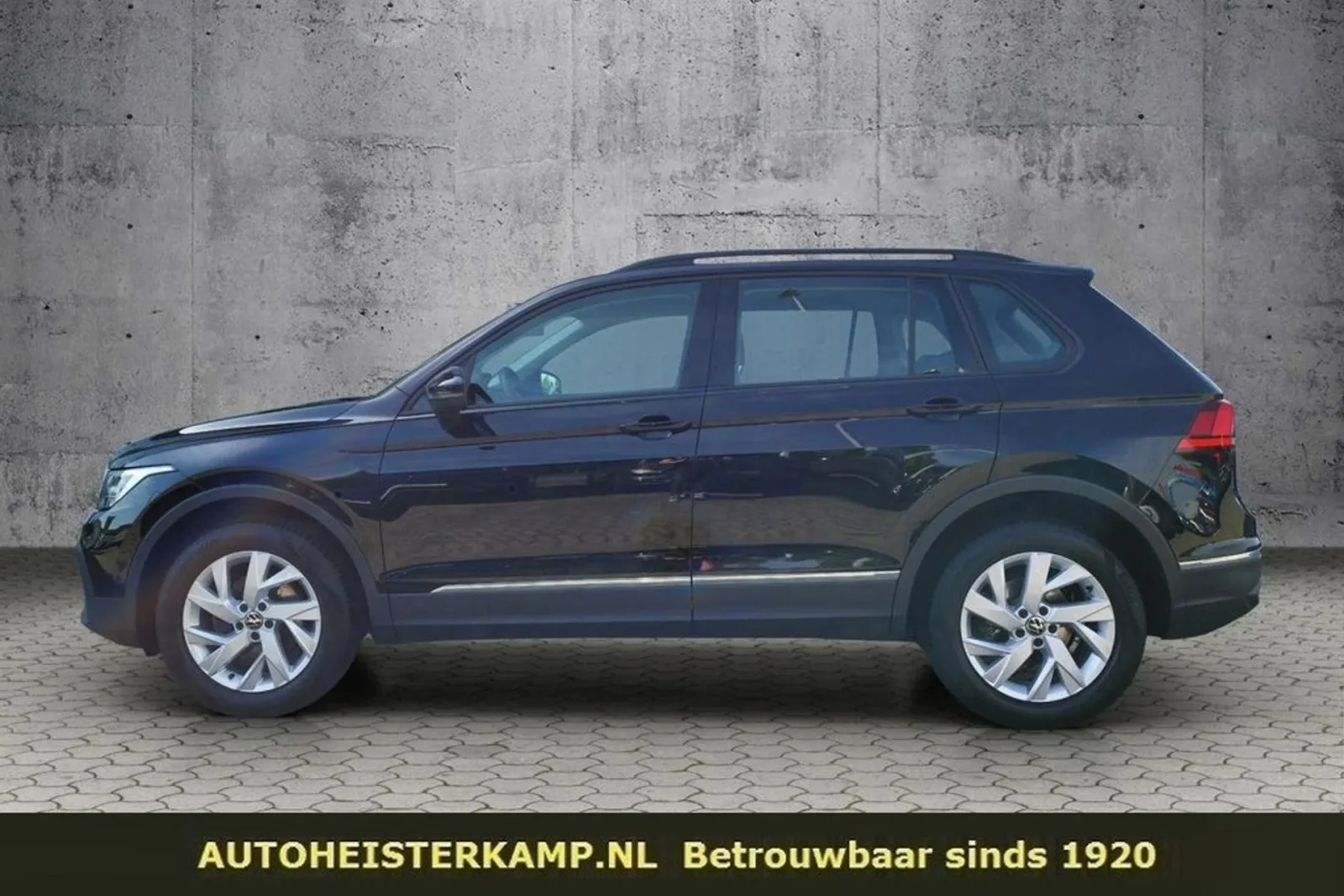 Volkswagen Tiguan (2022) — foto 1