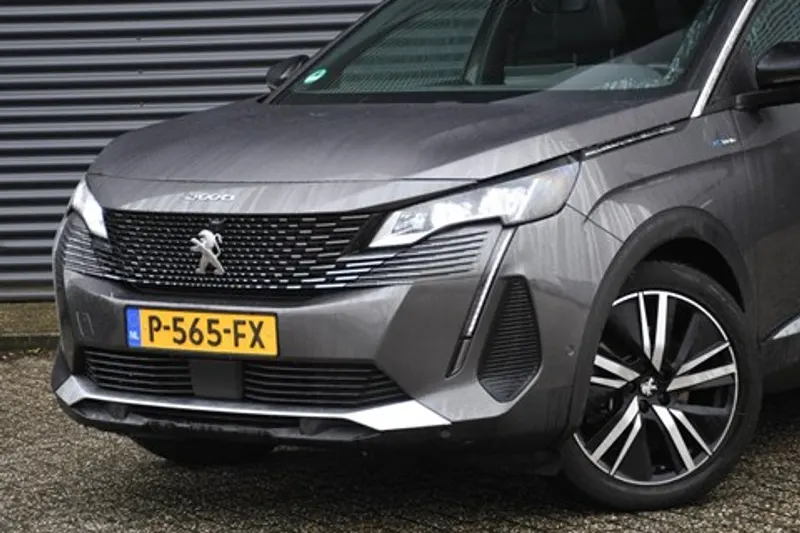 Peugeot 3008 (2022)