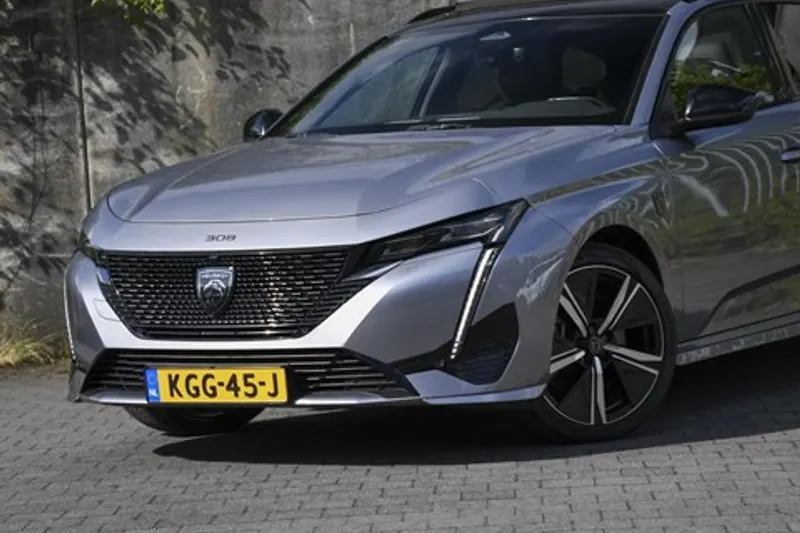 Peugeot 308 (2023)