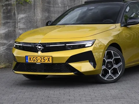 Opel Astra (2026) — foto 1