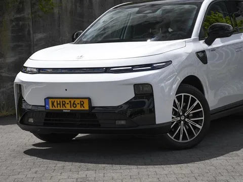 Leapmotor B10 (2026) — foto 1