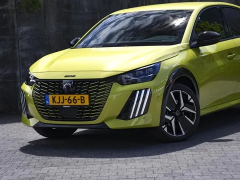 Peugeot e-208 (2026) — foto 1
