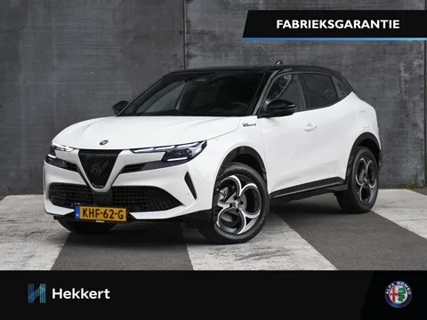 Alfa Romeo Junior (2026) — foto 1