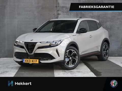 Alfa Romeo Junior (2026) — foto 1