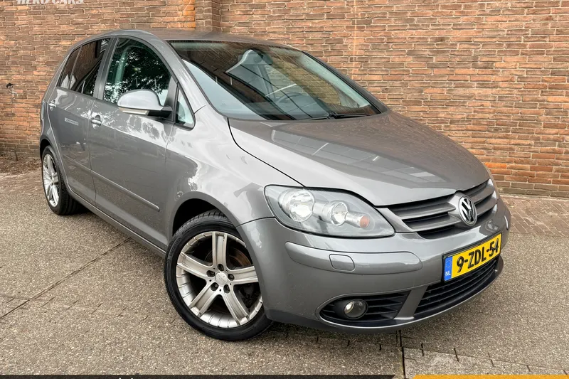 Volkswagen Golf (2006)