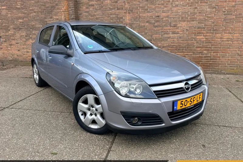 Opel Astra (2005)