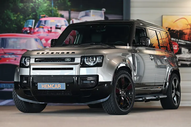 Land Rover Defender (2025)