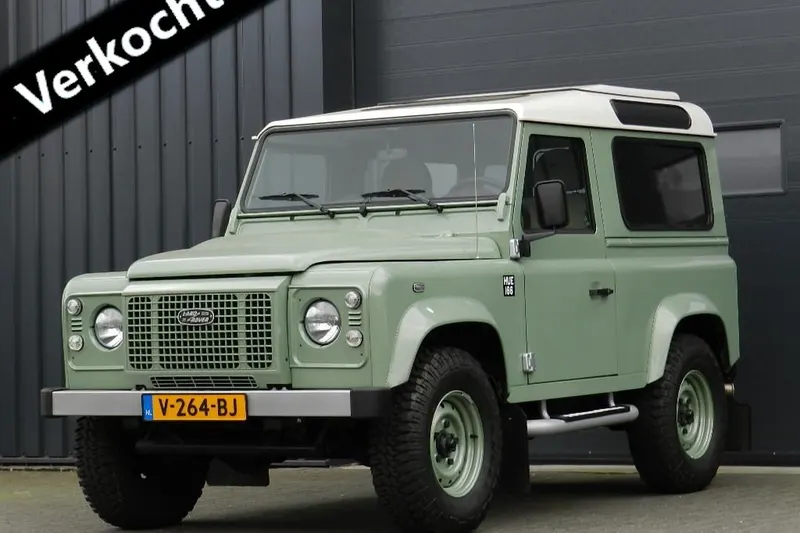 Land Rover Defender (2016)