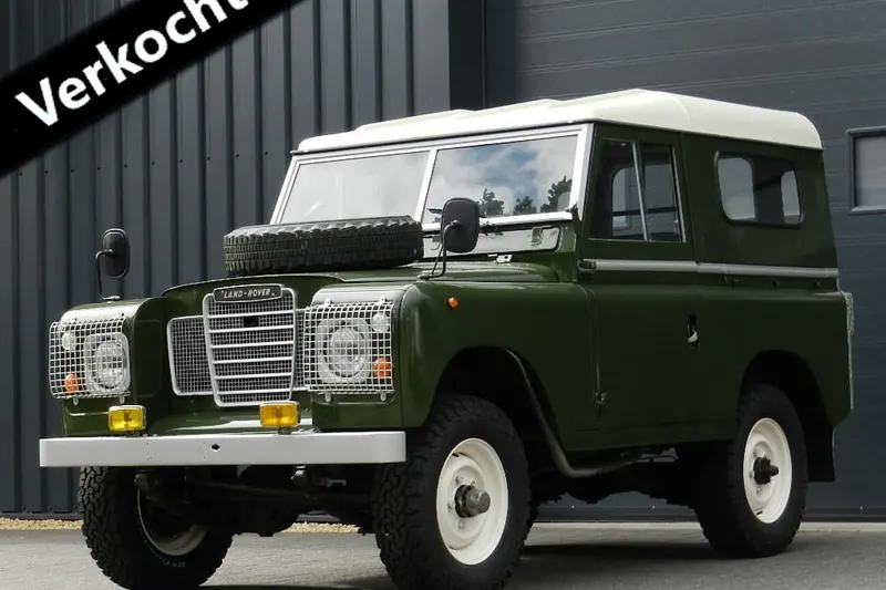 Land Rover Defender (1971)