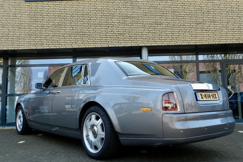 Rolls-Royce Phantom (2008)