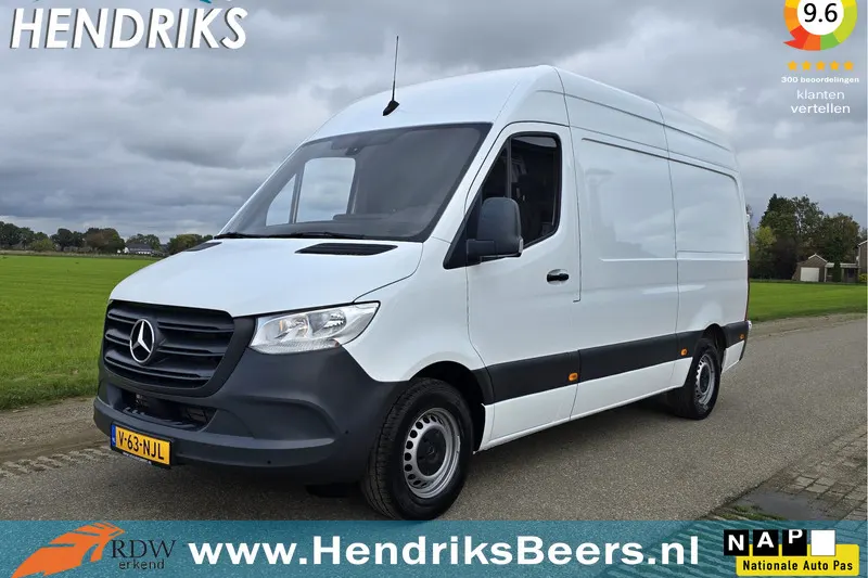 Mercedes-Benz Sprinter (2023)
