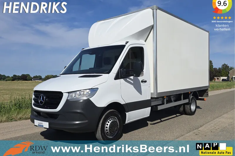 Mercedes-Benz Sprinter (2024)