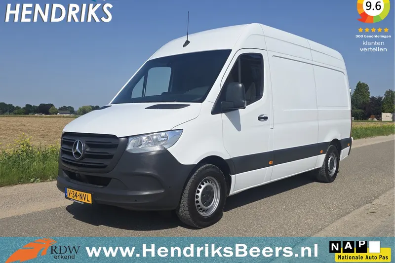 Mercedes-Benz Sprinter (2023)