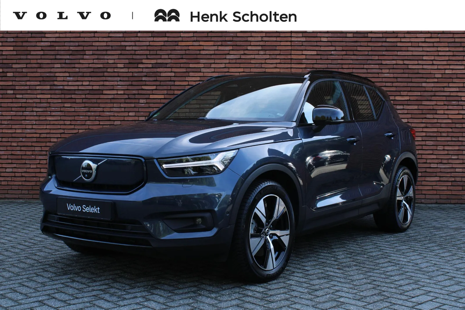 Volvo XC40 (2022) — foto 1