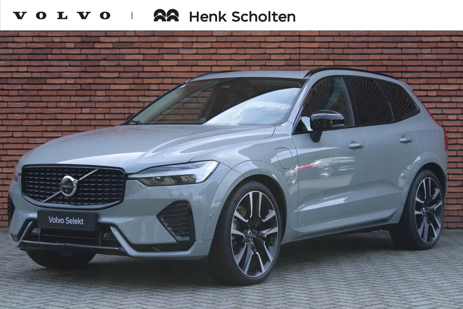 Volvo XC60 (2025) — foto 1