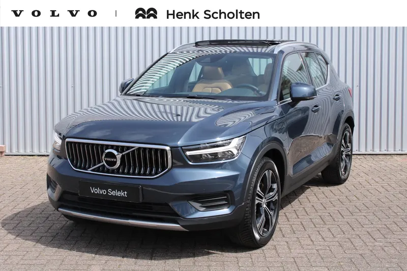 Volvo XC40 (2022)