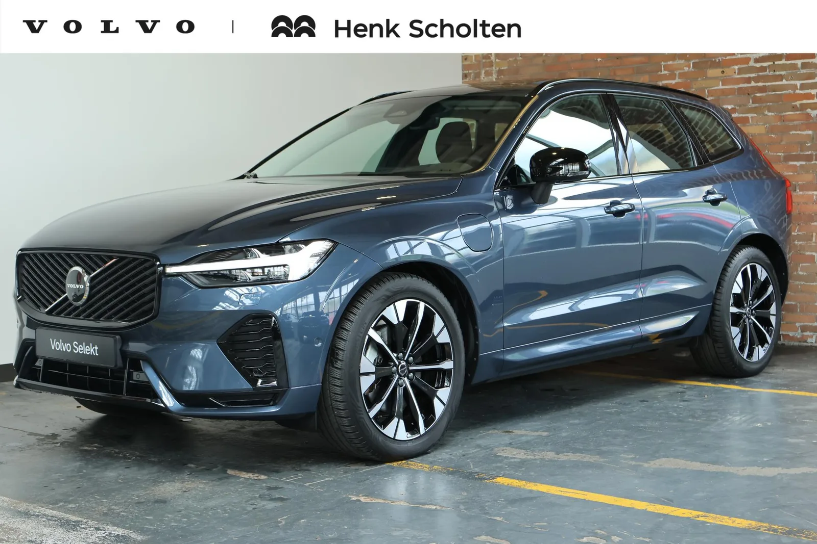 Volvo XC60 (2025) — foto 1