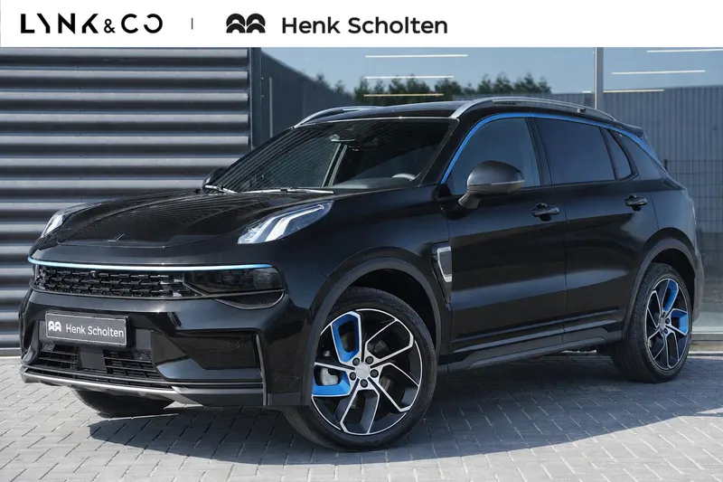 Lynk & Co 01 (2024)