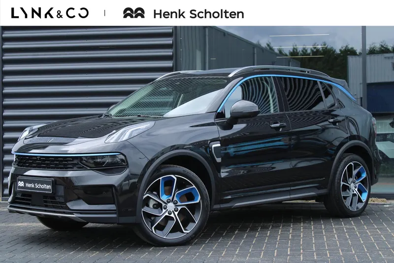 Lynk & Co 01 (2022)