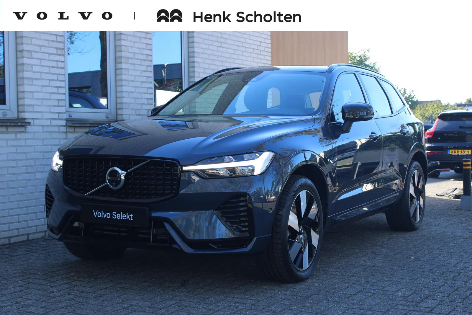 Volvo XC60 (2025) — foto 1