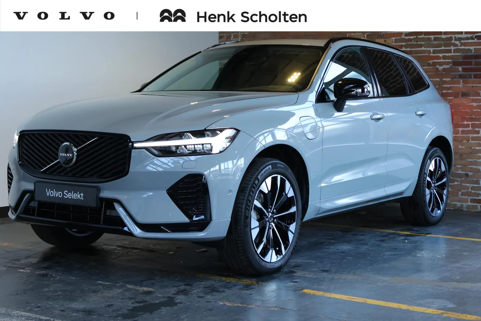 Volvo XC60 (2026) — foto 1