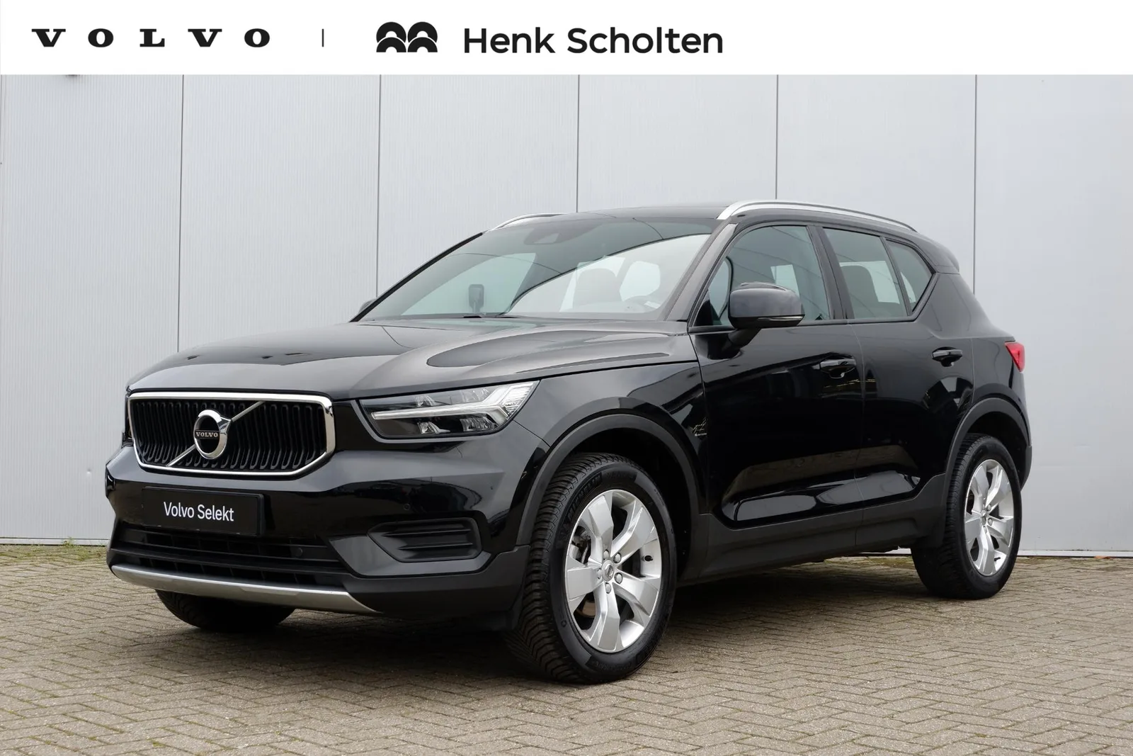 Volvo XC40 (2022) — foto 1