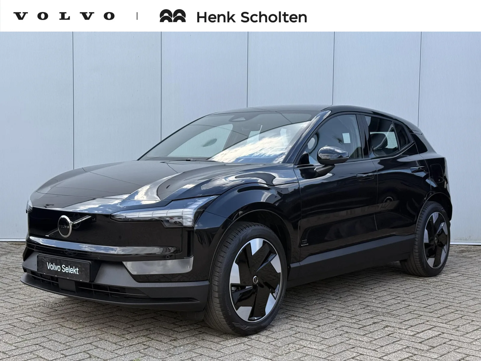 Volvo EX30 (2025) — foto 1