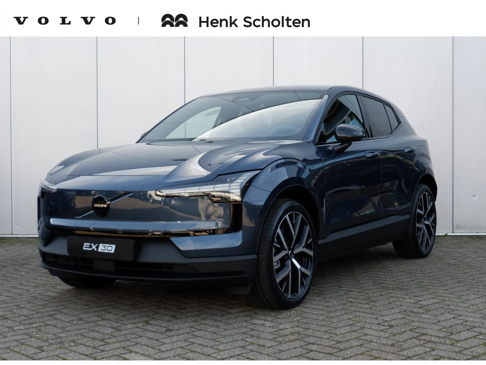 Volvo EX30 (2026) — foto 1