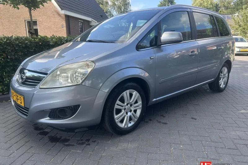 Opel Zafira (2010)
