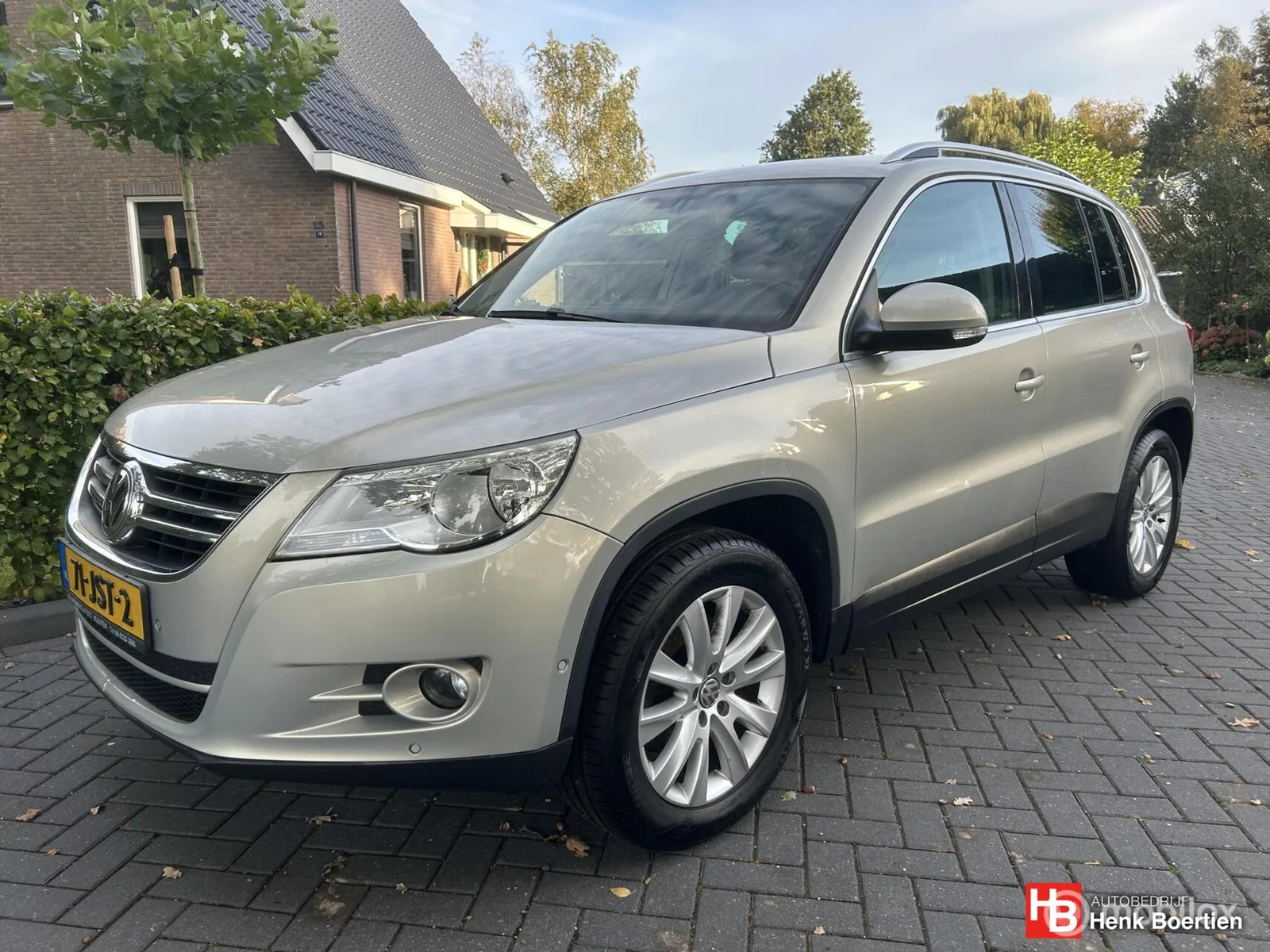 Volkswagen Tiguan (2009) — foto 1
