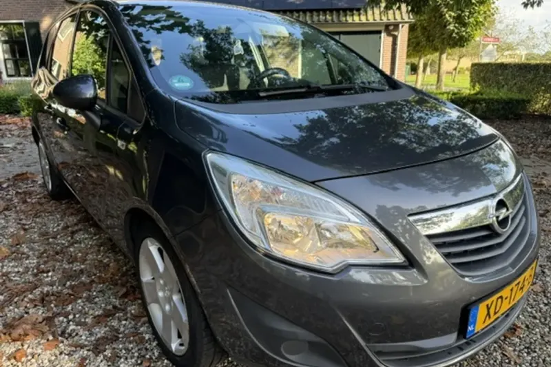Opel Meriva (2010)