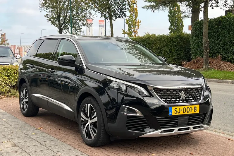 Peugeot 5008 (2018)