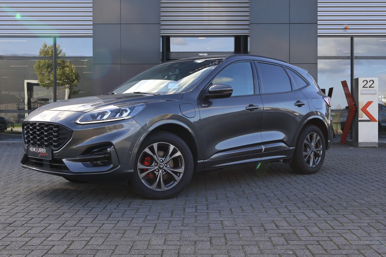 Ford Kuga (2022) — foto 1